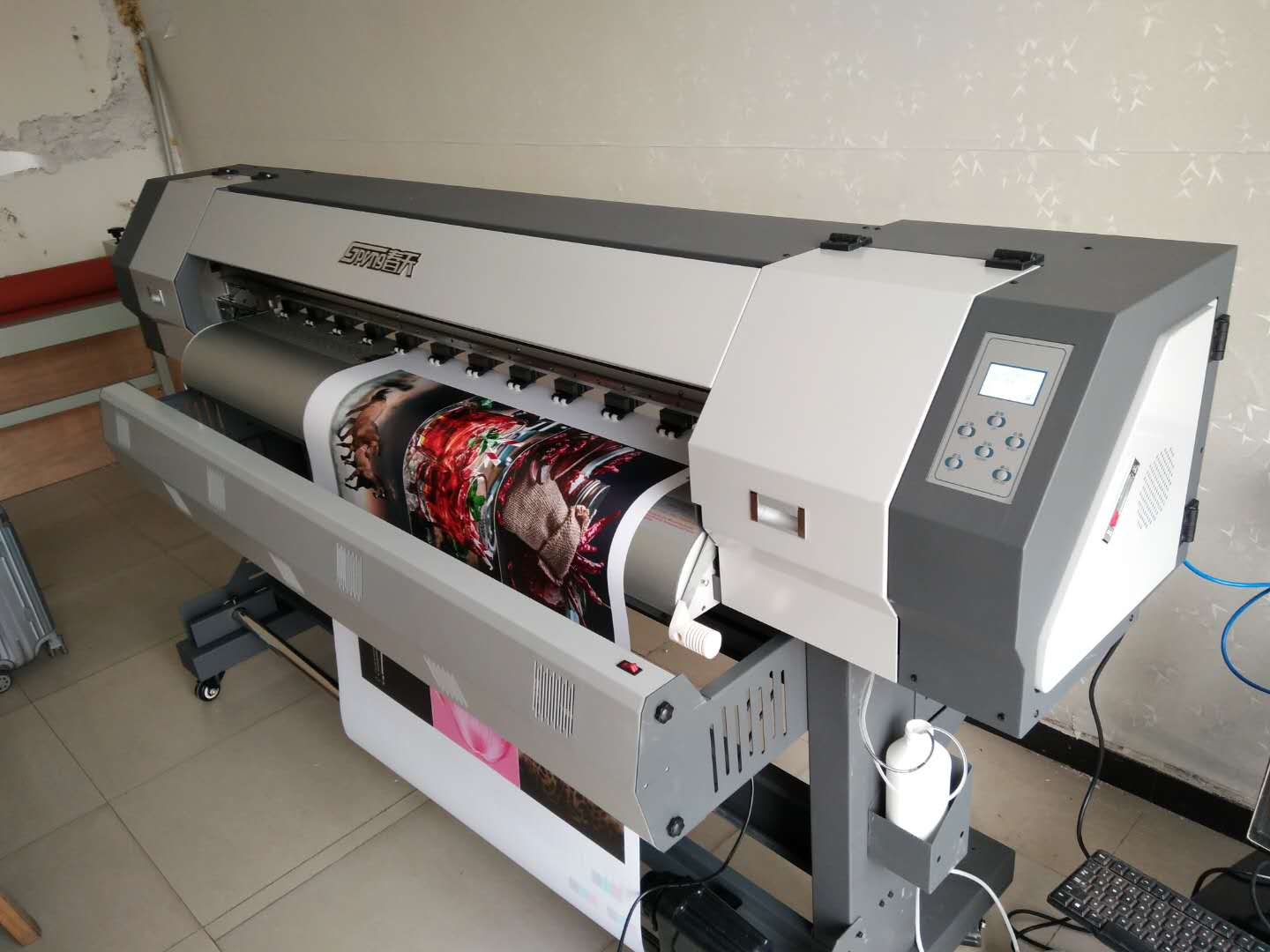 重慶 SP1600五代噴頭戶外寫真機案例