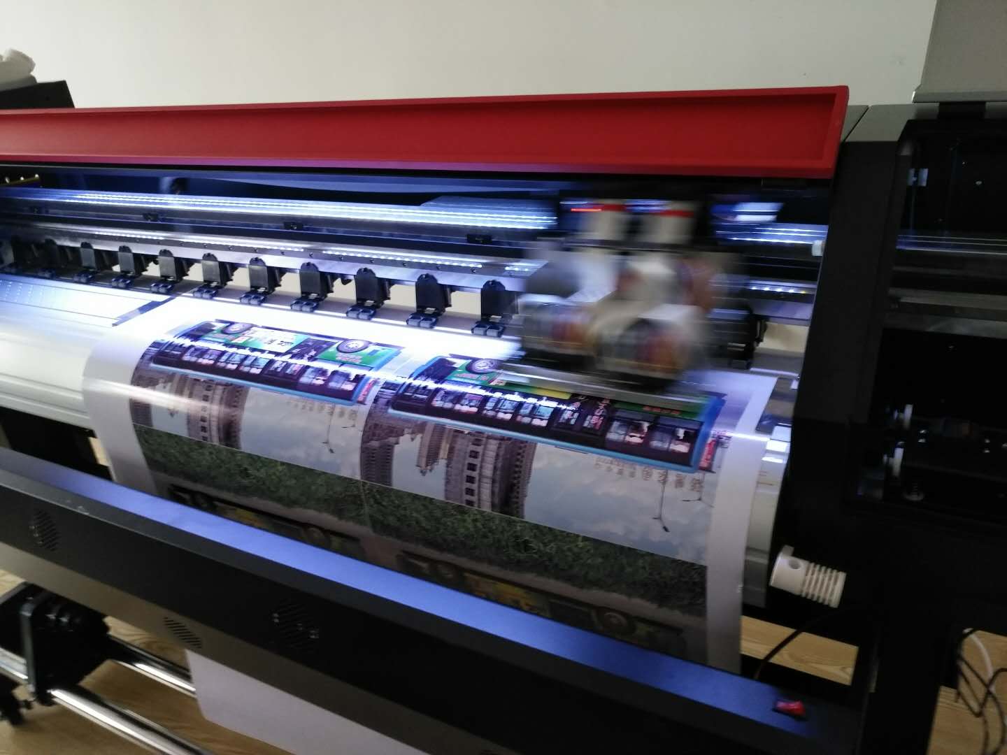 哈爾濱新五代雙頭寫真機安裝成功