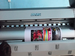 徐州春天愛普生五代噴頭寫真機安裝成功